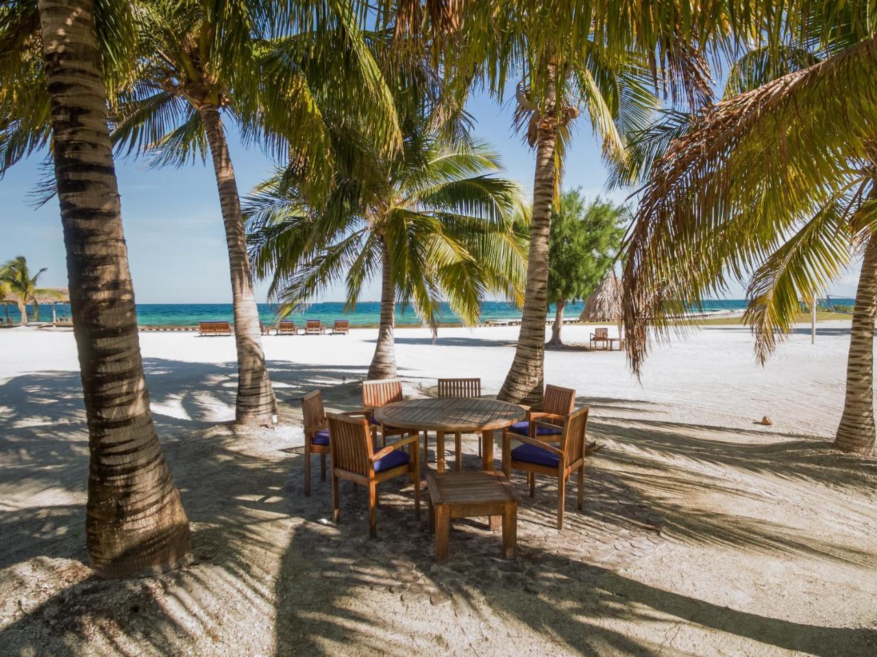 Готель Royal Belize Thatch Caye Екстер'єр фото